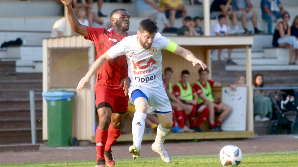 Amir Strukan har till denna säsong bytt Harg mot IFK Nyköping. Amir var en av målskyttarna vid DM-segern över Runtuna.