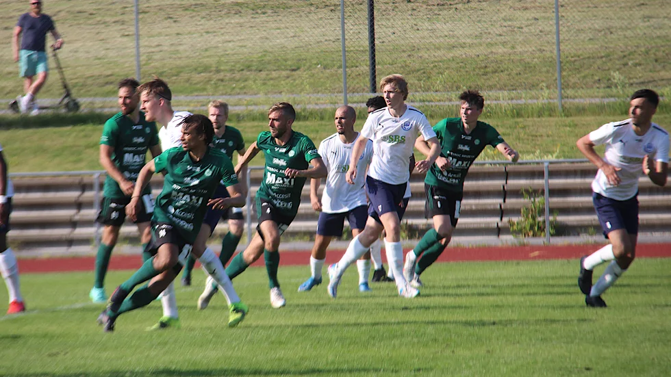 ESK hade det tungt, när det mötte Kungsängens IF på bortaplan. Förlust med 2-0.