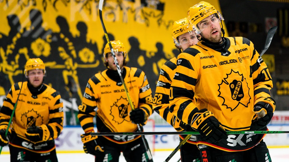 Deppigt i Skellefteå AIK, som gjorde en blek insats den här lördagen. 