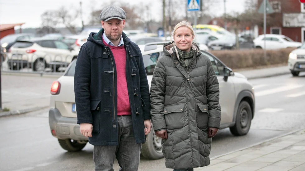 I sina fina visioner för Gnestas expansion har Johan Rocklind (S) och Anna Ekström (M) inte tagit höjd för att om befolkningen ökar måste vattenförsörjningen och avloppshantering byggas ut, vilket nu får stora konsekvenser inte minst ekonomiskt, skriver Oskar Sulin (V) och Ewa Fagerström (V). 