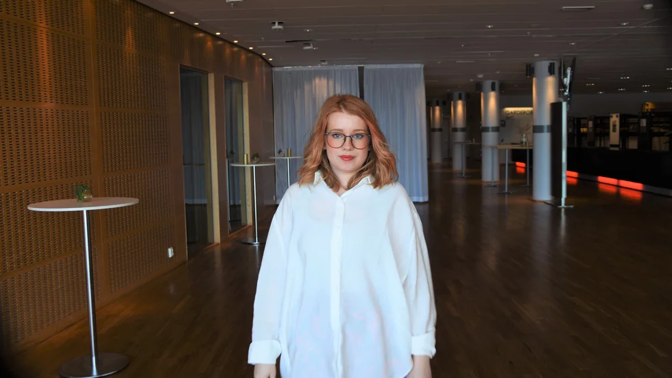 Upplever ett hårt debattklimat i Luleå. "Kavla upp ärmarna och engagera dig", är budskapet från Emmeli Nybom.
