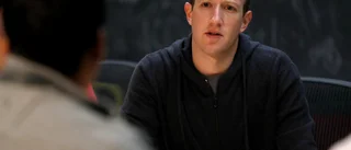 Franska Bitche tillbaka på Facebook
