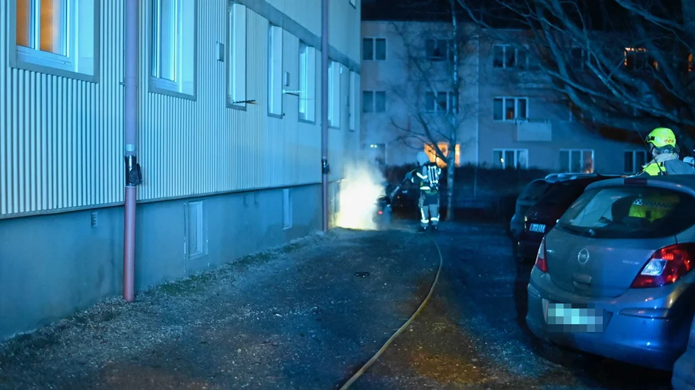 På fredagskvällen började en moped att brinna.