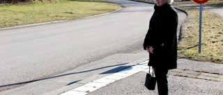 Motalabon: "Det enda jag vill är att en buss stannar här"
