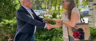 Trumpvarning över det uttalande från Peter Book
