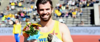 Blommor och vattengrav för Mattias i sista Finnkampen: ”En fin gest”