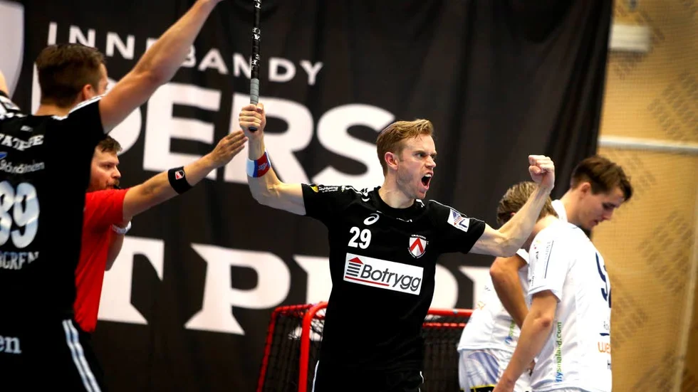 Det är färdigjublat i Libk för Marcus "29" Johansson. Profilen tar steget ner till division 1.