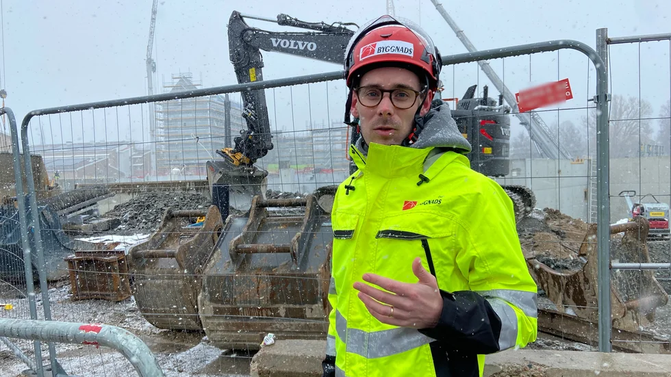 Rickard Mellberg säger att han dagligen möter utnyttjade byggnadsarbetare. Byggarbetsplatsen på bilden har inte med artikeln att göra.