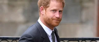Harry kommer till kröningen – men inte Meghan