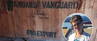 Hemgårdsgarage kan bli sänggavel – hos veteranbilsfantasten Linda