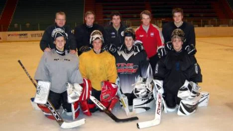 Det regionala ishockeygymnasiet i Boden ligger i toppen i landet. Här ses ett gäng under ett av träningspassen. Bakre raden fr v: Ulf Taavola, tränare, Petter Sundqvist, Jens Enlund, Martin Persson, Jesper Dahlroth. Främre raden fr v: David Andersson, Victor Larsson, Adam Andersson och Marcus Bergdahl.