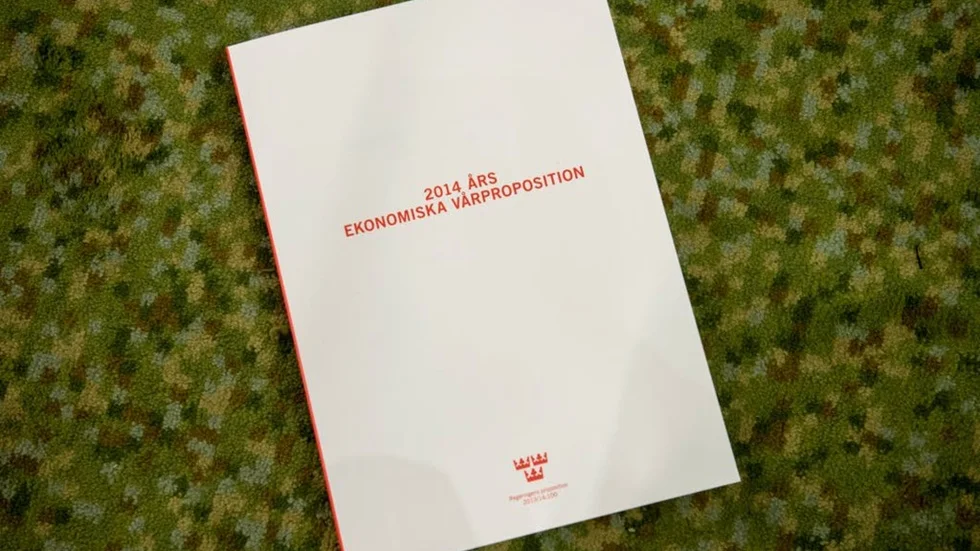 Våpen. Är Anders Borg och övriga i regeringen nöjda med innehållet?