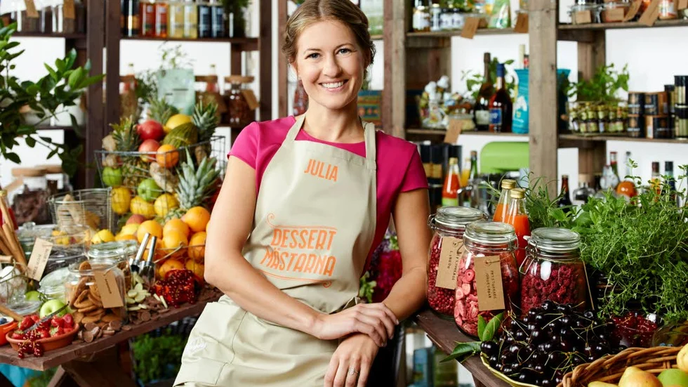 Julia Cedenblad från Älvsbyn är en av årets deltagare i Dessertmästarna på Kanal 5.