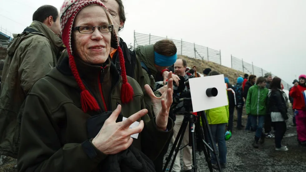 Positiv. Professor Gabriella Stenberg Weiser, Instiutet för rymdfysik.