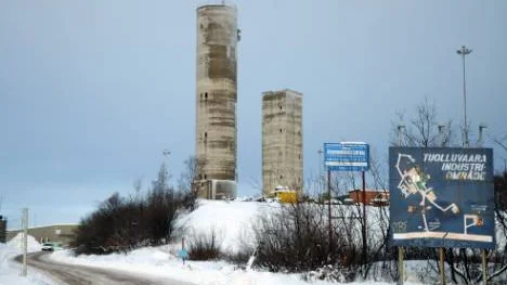 Här i Tuolluvaaras gamla gruvområdet finns gott om uppsprängda bergrum. Nu vill Lars Törnman, ordfördande i kommunala bolaget Tekniska verken, undersöka möjligheten att värma nya Kiruna med bergvärme från gruvan.FOTO: HANS STERNLUND