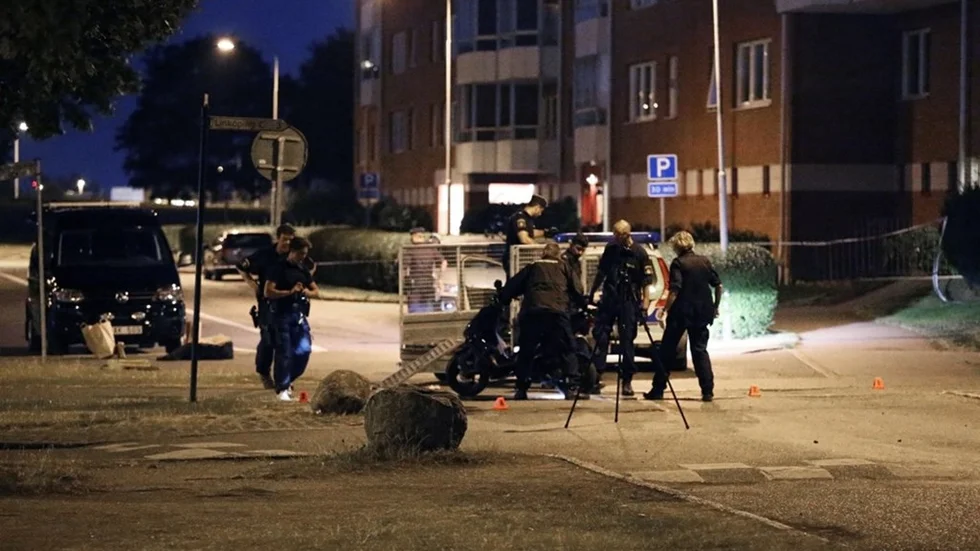 En 18-åring sköts till döds vid uppgörelsen i  Skäggetorp, Linköping. Vem som sköt går inte att bevisa.