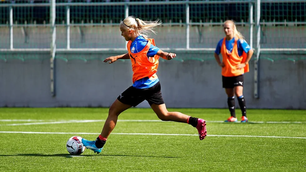 LFC:s Pernille Harder hoppas på fler mål i mötet med Örebro.