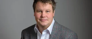 Löfstrand kräver svar om riskkapitalet