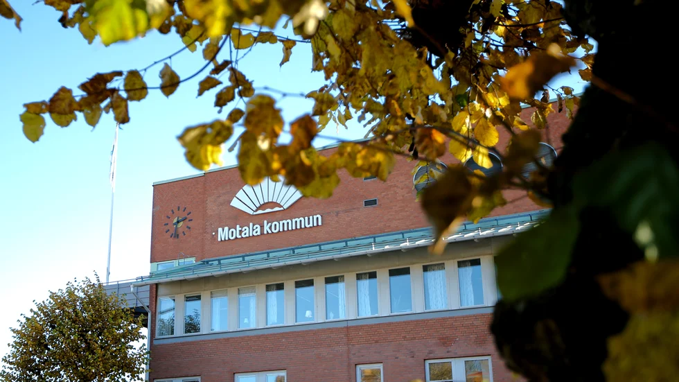 Under 2025 påbörjas etableringen av seniorcenter i kommunen.