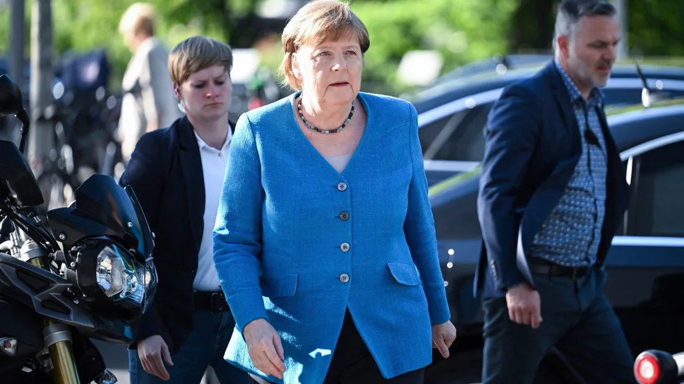 Före detta förbundskanslern Angela Merkel, den sista brett respekterade politikern?