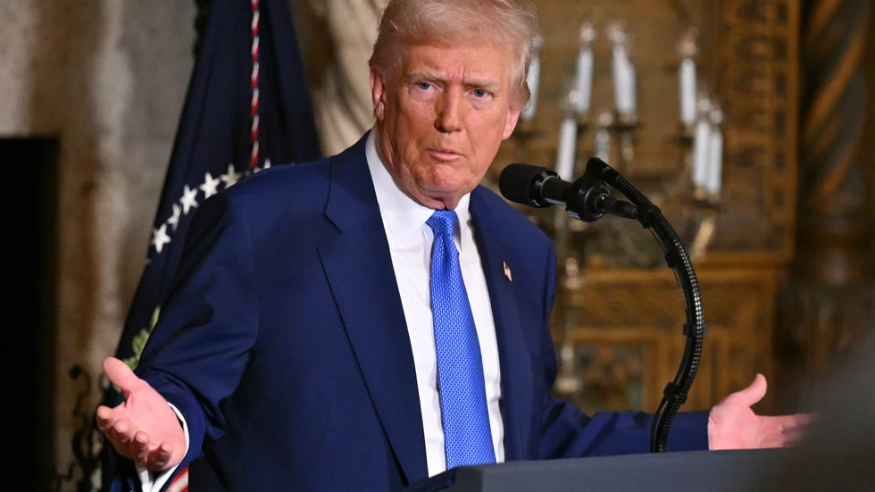 USA:s president Donald Trump framträdde inför reportrar i Florida efter att hans regering mött Rysslands i Saudiarabien.