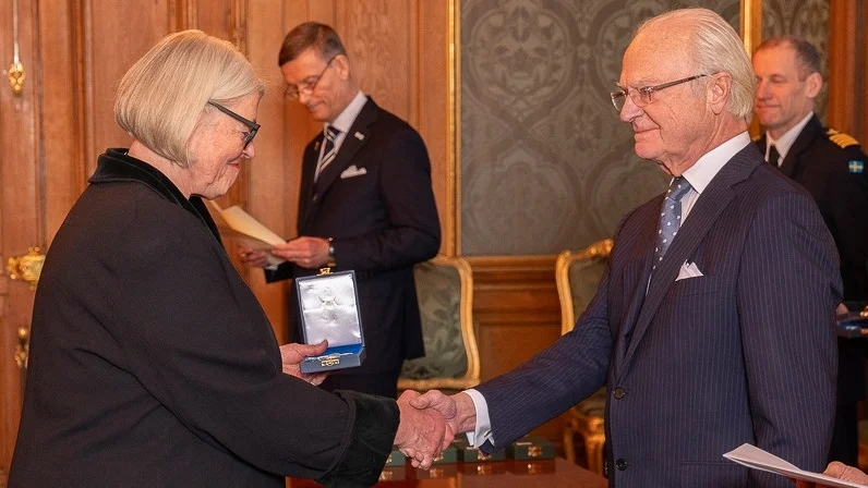 Ulrika Knutson fick medalj av kungen.