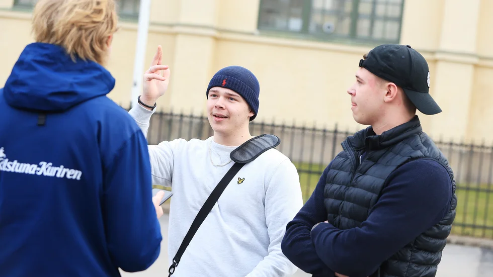 Oscar Carnesten och Leo Bring var först ut från jätteövningen på S:t Eskil.