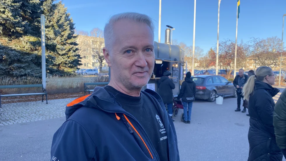 Micke Larsson är naturvårdare på länsstyrelsen. Han är inte förvånad över det stora intresset från jägare att själva få sälja vidare vildsvinskött.