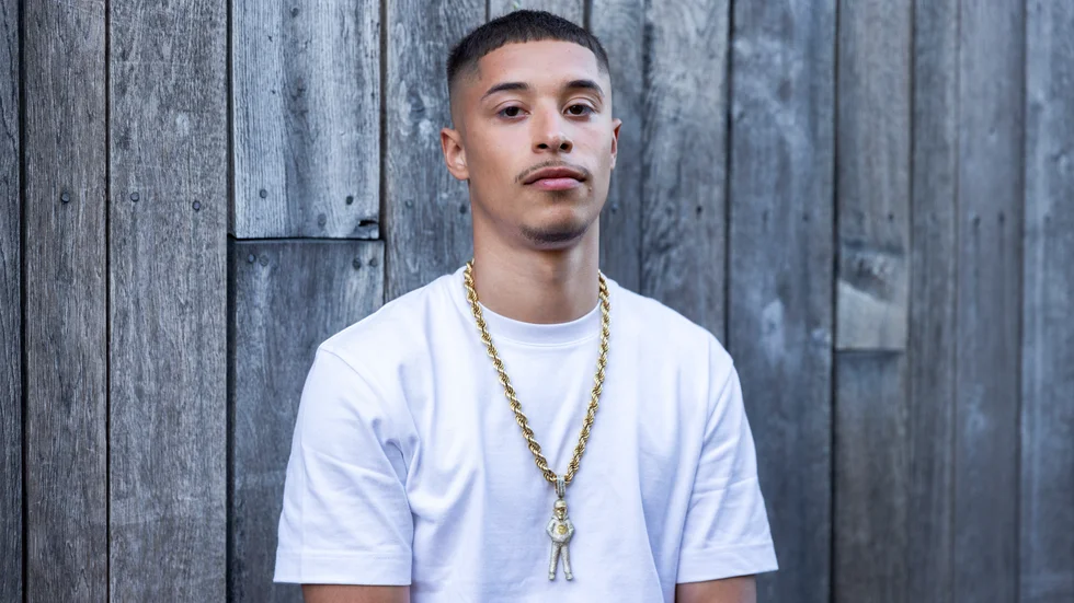Adaam från Märsta är årets mest spelade artist på Tiktok i Sverige, med låten "Sahbi". Hans låt "Dårhus" tillhör också årets mest spelade på plattformen.