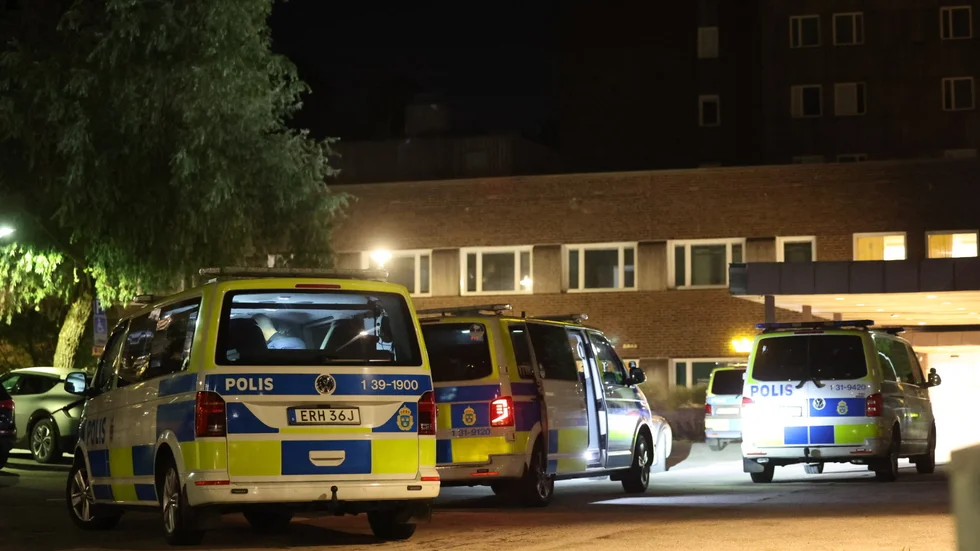 Polis på plats på Lidingö utanför Stockholm där en man dödats i samband med en fest.