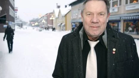 "Jag tycker Älvsbyn blivit styvmoderligt behandlat när det gäller obs-platser. Våra äldre har fått åka runt i ambulanser istället för att få vård på hemmaplan", säger Bill Nilsson, kommunalråd. (Arkivbild)