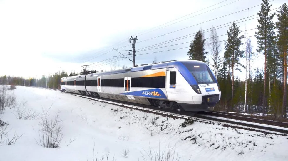 Slipper sänka. Trafikverket tror sig ha hittat en lösning där man slipper sänka hastigheten till 70 km/tim Älvsbyn-Bastuträsk även för persontågen.