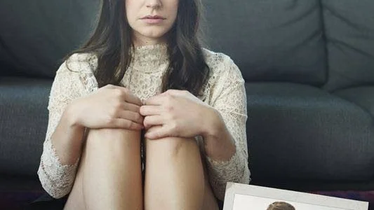 Nour El Refai uppträder i Piteå och Älvsbyn i mars med sin uppsättning En komisk depression.