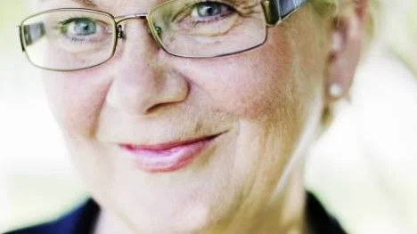 Elisabeth Lax.