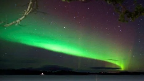 Norrsken över Bukt, vid Hornavan.