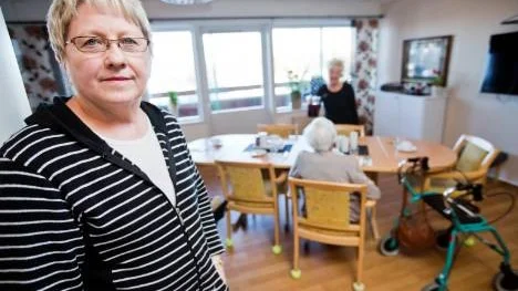Miljön må se lugn och harmonisk ut, men det här är en rätt farlig miljö för Kommunals medlemmar. "Många dementa blir aggressiva, särskilt karlarna, så det händer nog saker rätt ofta. Jag vet att det varit incidenter på flera äldreboenden, bland annat på Berggården", säger Piteavdelningens ordförande Agneta Nilsson.