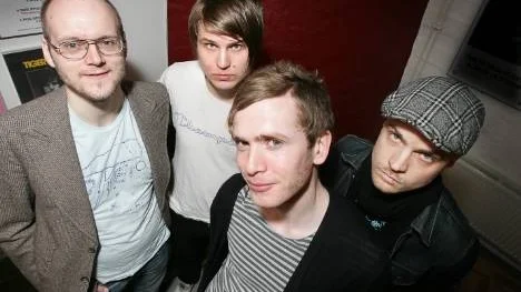 Laakso släppte sin senaste skiva "Mother am I good looking?" 2007.