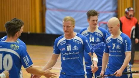 Poängfixare. K 4 IF:s Emil Lindmark (11), Johan Renberg, (14) och Oskar Forsgren (7) toppar poängligan för division II Norrbotten och har svarat för sammanlagt 213(!) mål och målgivande passningar i serien. Hur många poäng ordnar de tre i kvalmatcherna till division I? (Arkivbild)
