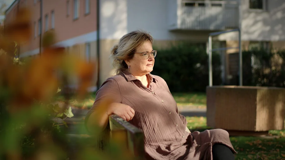"Jag skrev mycket när Jossan hade gått bort. Jag skrev en bok om henne som jag gav till personerna i vår närhet – några av hennes kompisar, släkt och vänner. Det var för att få ur mig vad som hade hänt under de här åren. Jag tror det är bra att pränta ned allt, få ur sig det man känner", berättar Anneli.