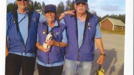 Ove Häggström, Monica Larsson och Kurt Larsson, Norrfjärdens PRO, blev distriktsmästare i boule.