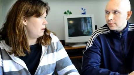 Marie Niska och Mikael Sandlund håller sonen, som är sex år gammal, hemma från förskoleklassen då han blivit slagen upprepade gånger.