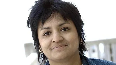 HELTID FÖR NINA. Vänsterpartiet i Luleå har valt Nina Berggård, 38, till sin nya gruppledare. "Nu kan jag som heltidspolitiker gå igång redan vid frukostbordet", säger Nina. FOTO: ROLAND S LUNDSTRÖM