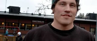 Protesterar mot snabba luncher på Raketskolan