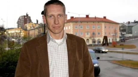 NYTT ÄLDREBOENDE. Socialchefen Stefan Hämäläinen och Kiruna kommun vill se fler äldreboenden. Ett nytt ska byggas i Lombolo.