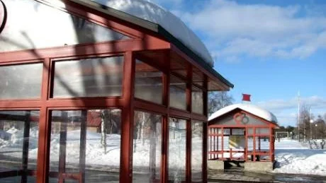 VANDALISERADE. Kommunstyrelsens arbetsutskott var överens om en flertal saker i måndags. Bland annat rivning av de centralt placerade och ofta vandaliserade busskurarna i Gällivare.