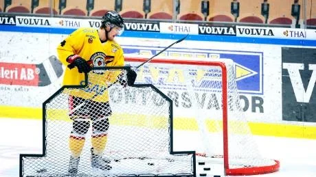 NÄRA. Karl Fabricius Luleå Hockey är bara en seger ifrån att nå finalen.