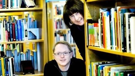 ANTOLOGI. Erik Wikström, föreningen Ordanvind samt Ingrid Fredriksson, Luleå Stadsbibliotek hoppas att många poeter skickar in sitt bidrag till Världspoesidagen.