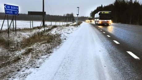 VÄGVALET KLART. Det blir ingen ny väg Södra Sunderbyn-Sävast. Vägverket har beslutat att bygga om väg 97, precis enligt tidigare beslut.