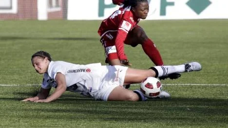 Faith Ikidi återkommer till Piteå i mars. Innan dess ska sex luckor fyllas i PIF-truppen.