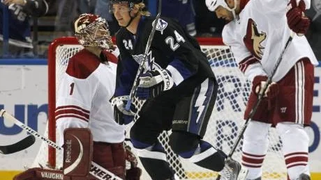 tufft. Den tidigare Luleåforwarden Johan Harju har spenderat större delen av säsongen i Tampa Bays farmarlag Norfolk Admirals i AHL. Totalt har det blivit tio matcher och tre poäng (1+2) i NHL. I farmarligan har han producerat 45 poäng (21+24) på 49-matcher. Nu funderar Harju över sin hockeyframtid.Foto: scanpix